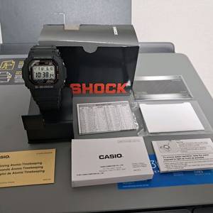 지샥 GW-M5610 빨테 시계팝니다.