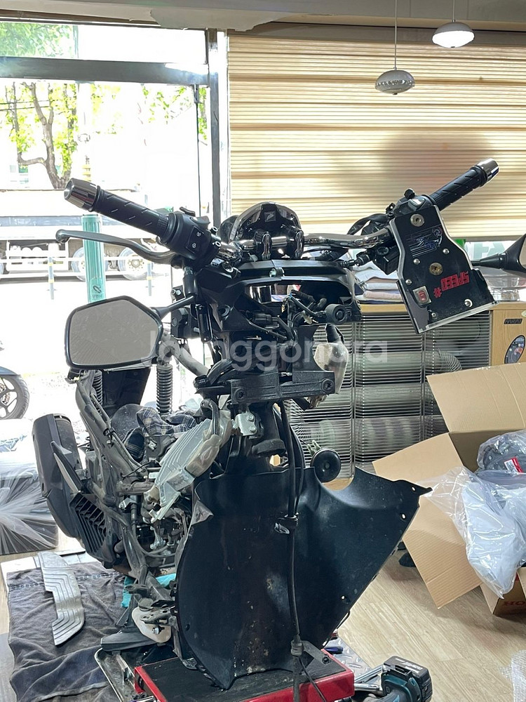 혼다 pcx125 24년식 3만8천--1