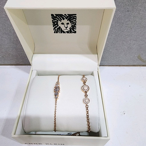 엔클라인 팔찌 2개일괄 미사용