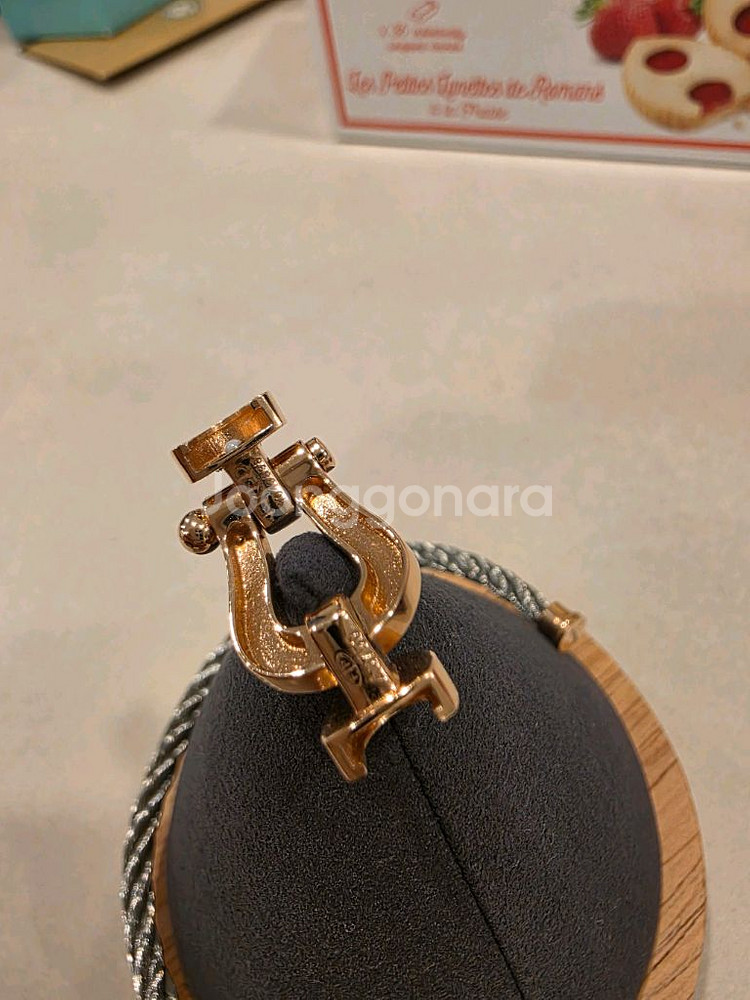 18k 로즈골드 뱅글팔찌 17cm--2