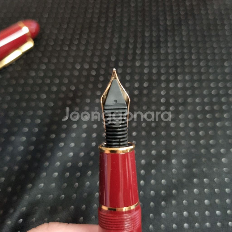 플래티넘 프레지던트 만년필 18K M닙 판매합니다--4