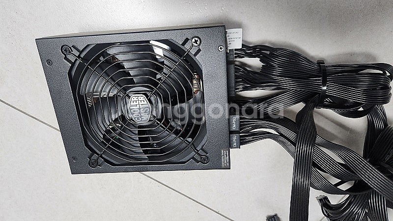 쿨러마스터 1250W V2 모듈러 파워 판매합니다--4