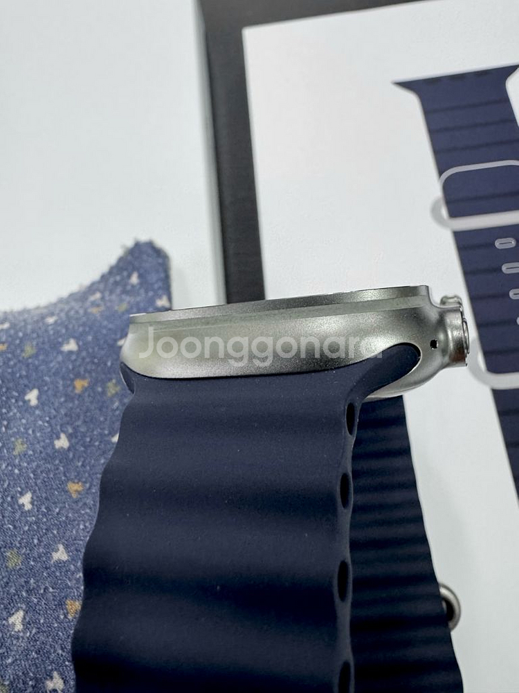 애플워치 울트라1 49mm 티타늄 새 것 상태 팝니다--7