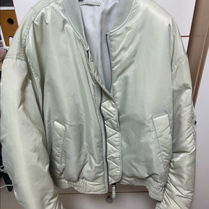 쿠어 ma-1 L사이즈 (미착용)