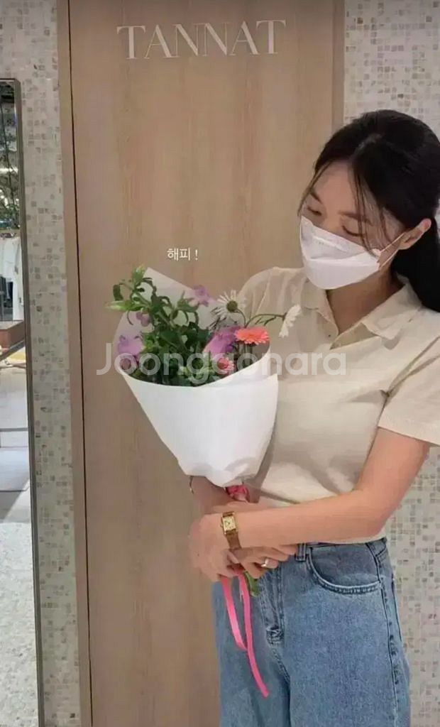 타낫 하프 슬리브 크림 니트--2