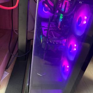 4070ti s 7800x3d 본체 팔아요