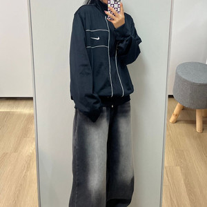나이키 스우시 화이트 사이드라인 블랙 트랙탑 져지