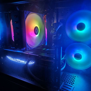 라이젠9700X+RTX4070TiSuper 컴퓨터