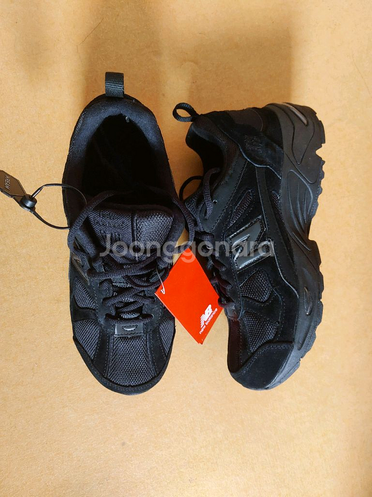 뉴발란스 878 트리플블랙 245--1