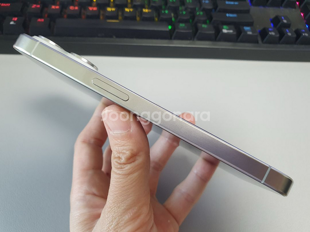 아이폰15 프로 / 256GB / 화이트--8