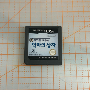 닌텐도DS 레이튼교수와 악마의 상자 알칩