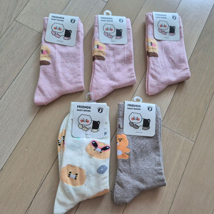 카카오프렌즈 춘식이 양말, 개당 3000원