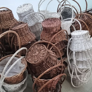 [꽃집 부자재]나팔바구니 소,중,대 50개정도 이미지