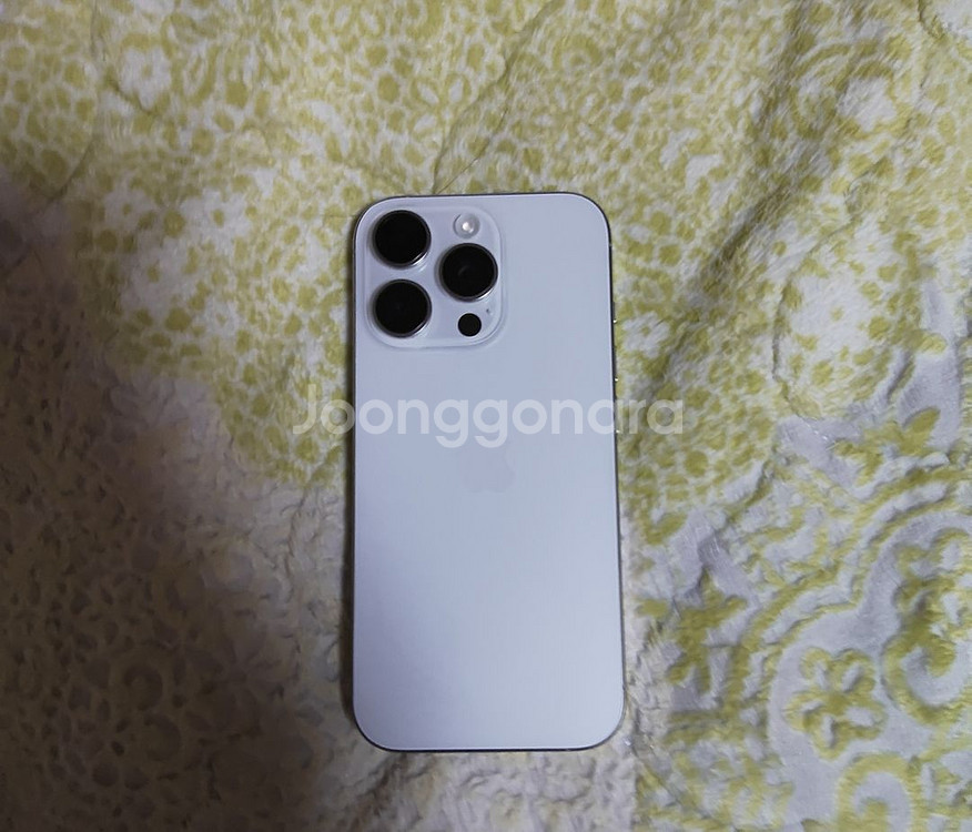 아이폰 16프로 128GB 화이트 팝니다--1