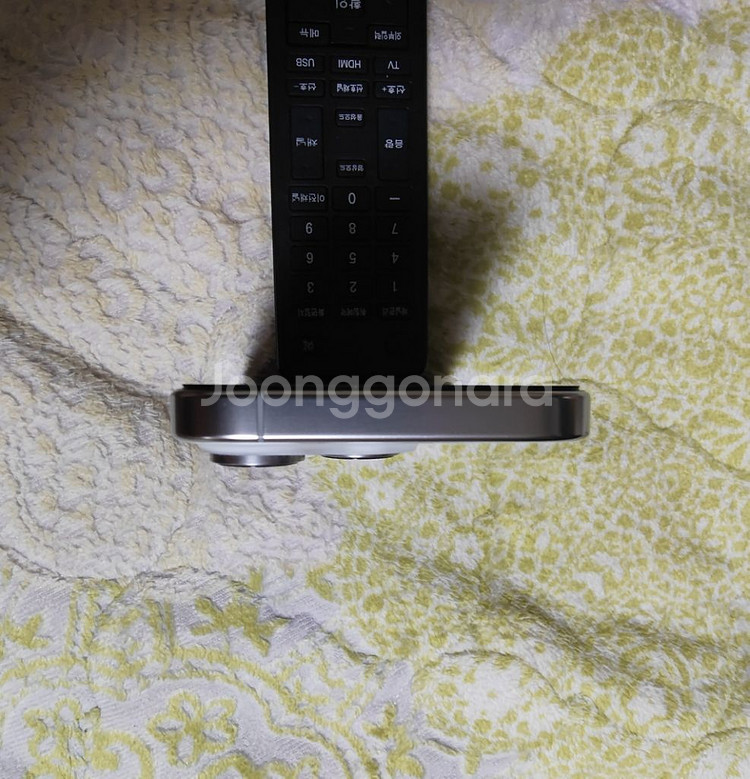 아이폰 16프로 128GB 화이트 팝니다--4