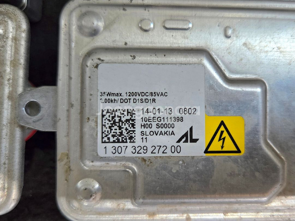 K5 K7 쏘렌토R 등등 발라스터 HID 벌브 D1S--1