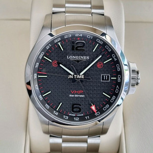 론진 콘퀘스트 V.H.P GMT 43mm 카본 다이얼