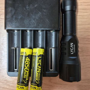 스쿠버 수중렌턴. 수중레이져 이미지