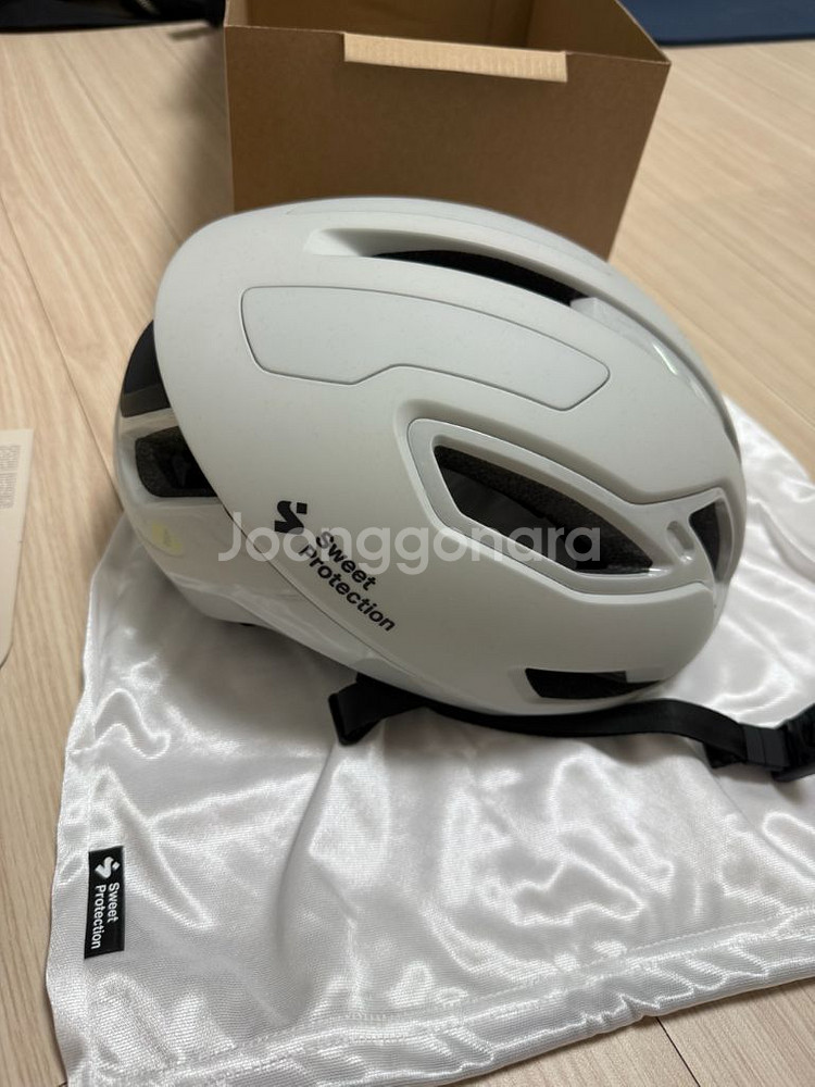 스윗프로텍션 펠코너 신형 mips 브롱코화이트--1