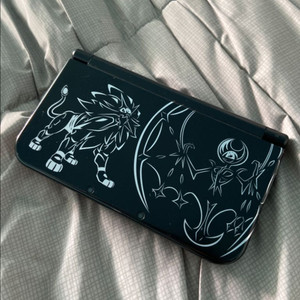 뉴 닌텐도 3DS XL 썬문에디션