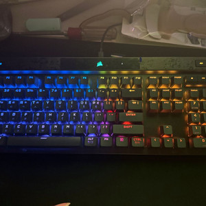 커세어 K70 MAX RGB MGX 마그네틱축 키보드