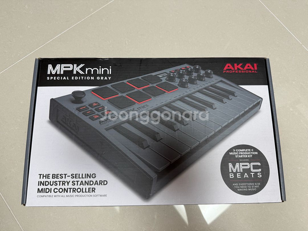 AKAI MPK Mini MK3 Gray 판매합니다.--0