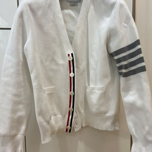 24fw 톰브라운 밀라노스티치 가디건 (새상품급)