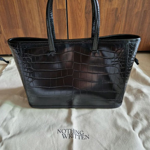 낫띵리튼 아인 크로코 토트백 블랙