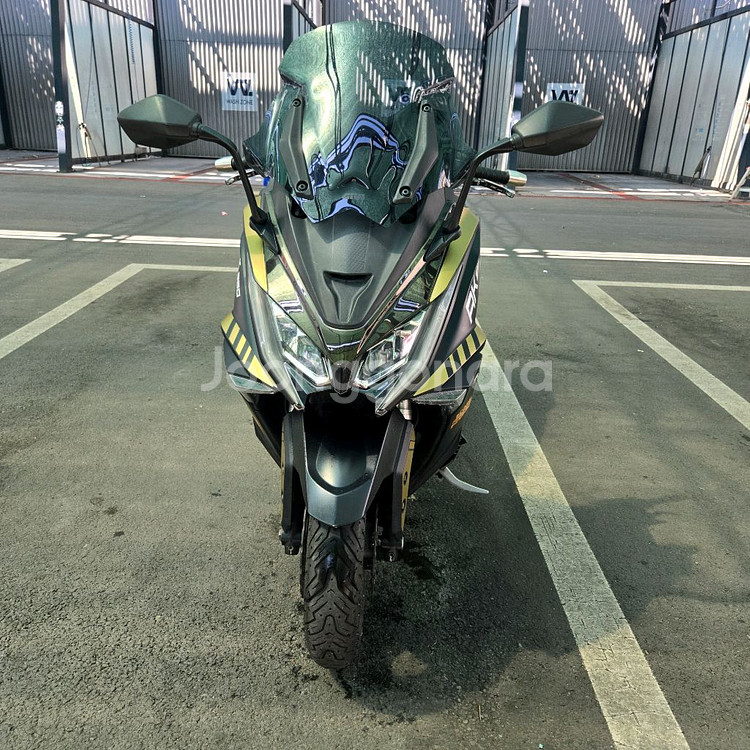 AK550 킴코 2019 판매합니다 400만 블박포함--0