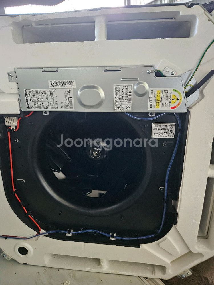 엘지 시스템 천정형 냉난방기 팝니다.--1