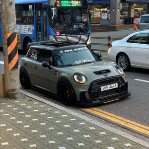 미니쿠퍼 JCW F56 3DR2.0 풀튜닝차량 팝니다.