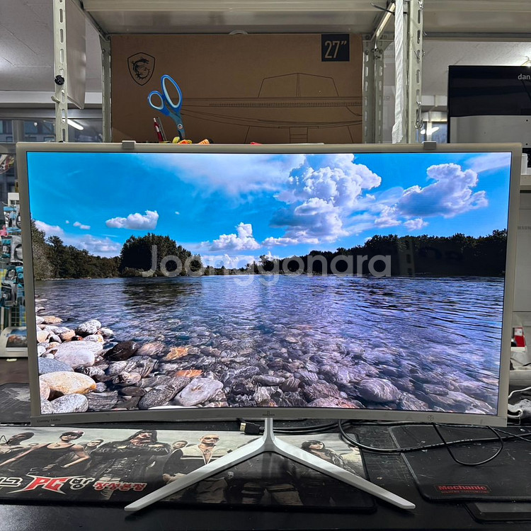 사무용 게임용 담원 32인치 커브드모니터 144Hz--1