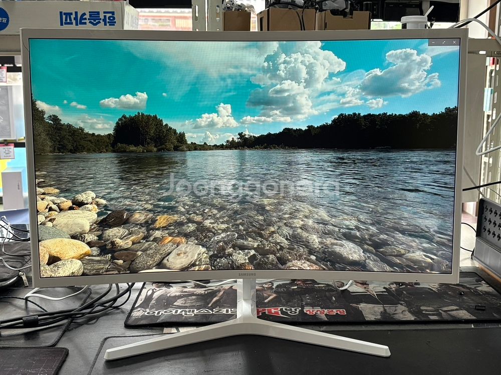 사무용 게임용 삼성 32인치 커브드모니터 144Hz--1