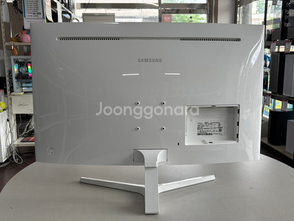사무용 게임용 삼성 32인치 커브드모니터 144Hz--2
