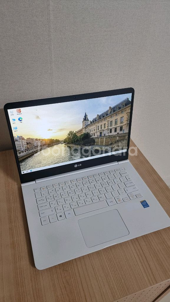 lg 그램 14z950 노트북 팝니다(14인치)--0