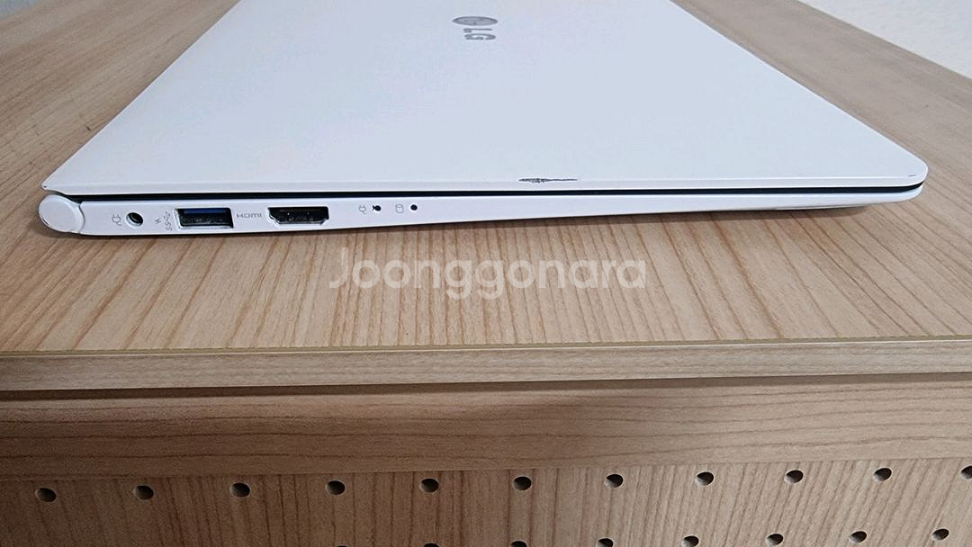 lg 그램 14z950 노트북 팝니다(14인치)--3