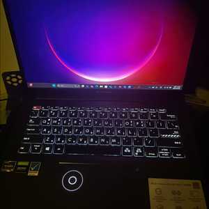 asus OLED M7400QE-KM05