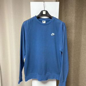 나이키 스우시 맨투맨 L