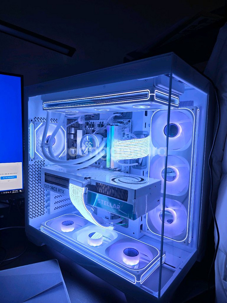 라이젠7 9800X3D RTX5080 스텔라신품PC--2