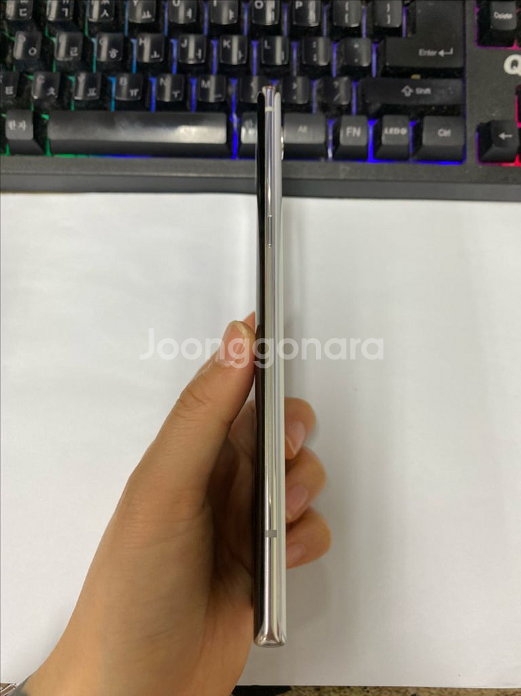 자급제 LG 벨벳 화이트 A급 128G 무잔상--4