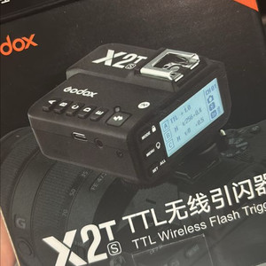 고독스 x2t 동조기 소니용 (캐논용으로 교환 희망)