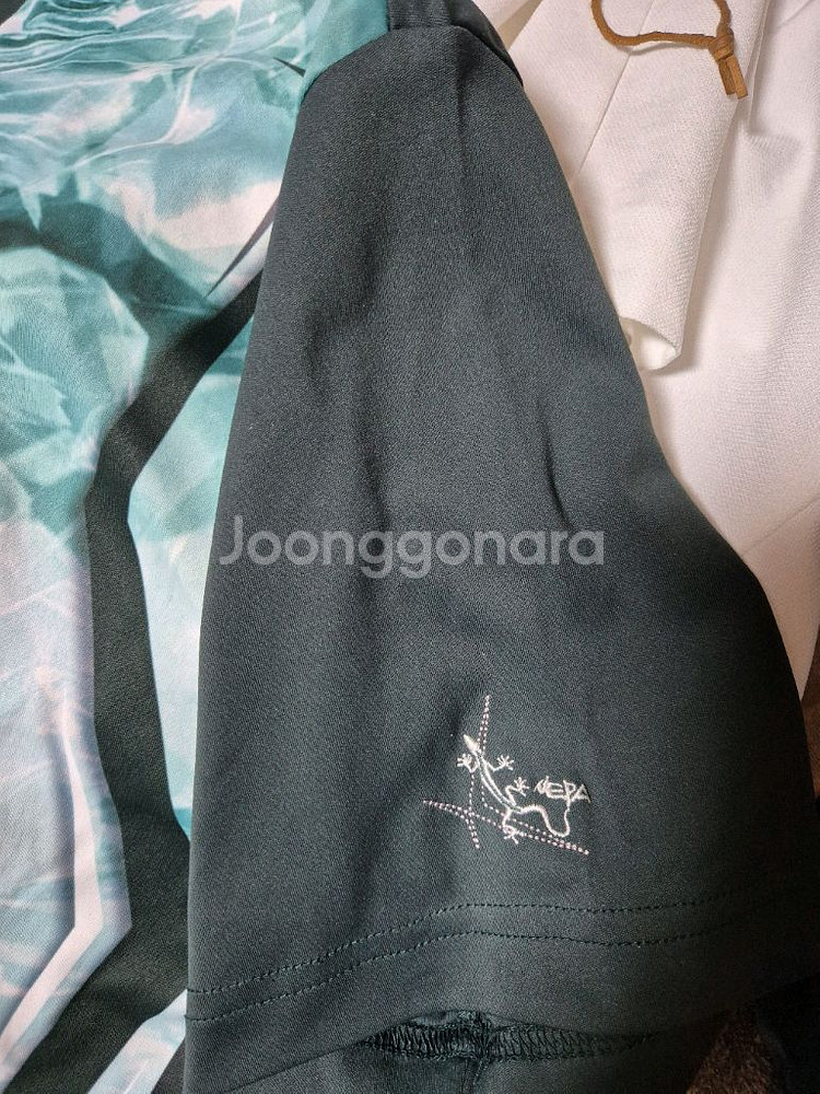 네파 드라이핏 기능성 반팔 티셔츠 L--2