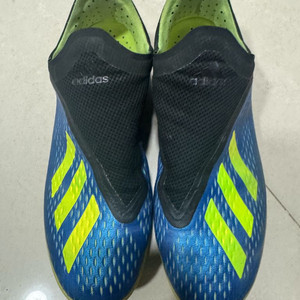 아디다스 엑스 18+ 탱고 250