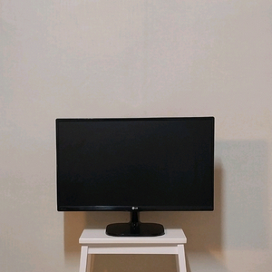 (중고)LG 게이밍 모니터 팝니다.(24인치)
