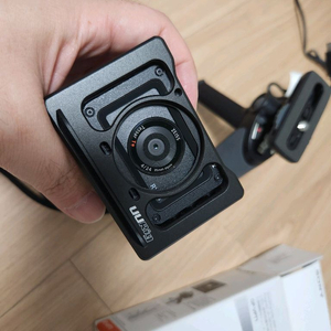 소니 RX0M2 , 핸드그립 세트