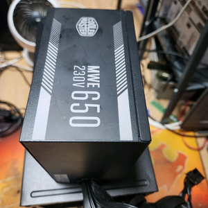 쿨러마스터 650w 컴퓨터 파워 팝니다