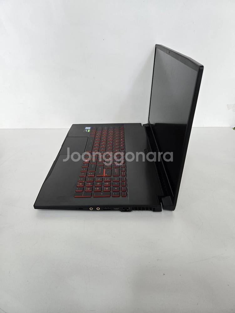 870번 MSI 17인치 고사양 게이밍 중고노트북--4