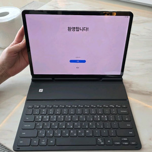 갤럭시탭 S8+ 128G WIFI 정품키보드 판매합니다