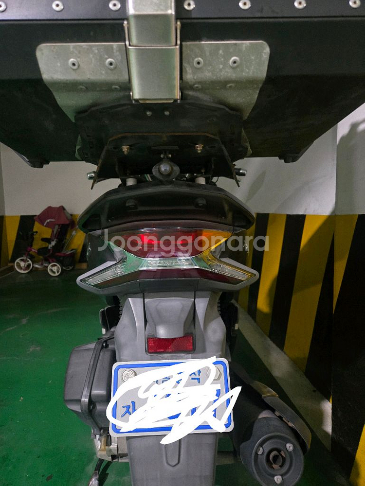 pcx 18년식 키로스 20000 출퇴근용이라 조금씩--1