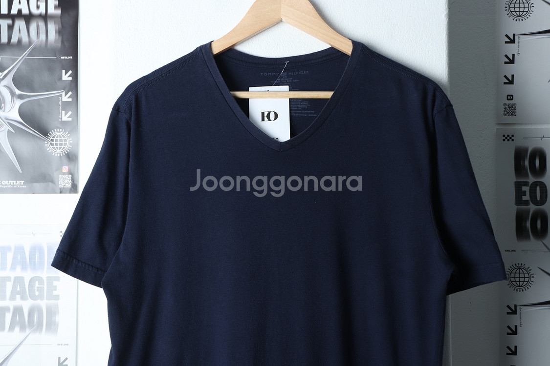 (L-XL) 타미힐피거 반팔 티셔츠 브이넥 네이비--1